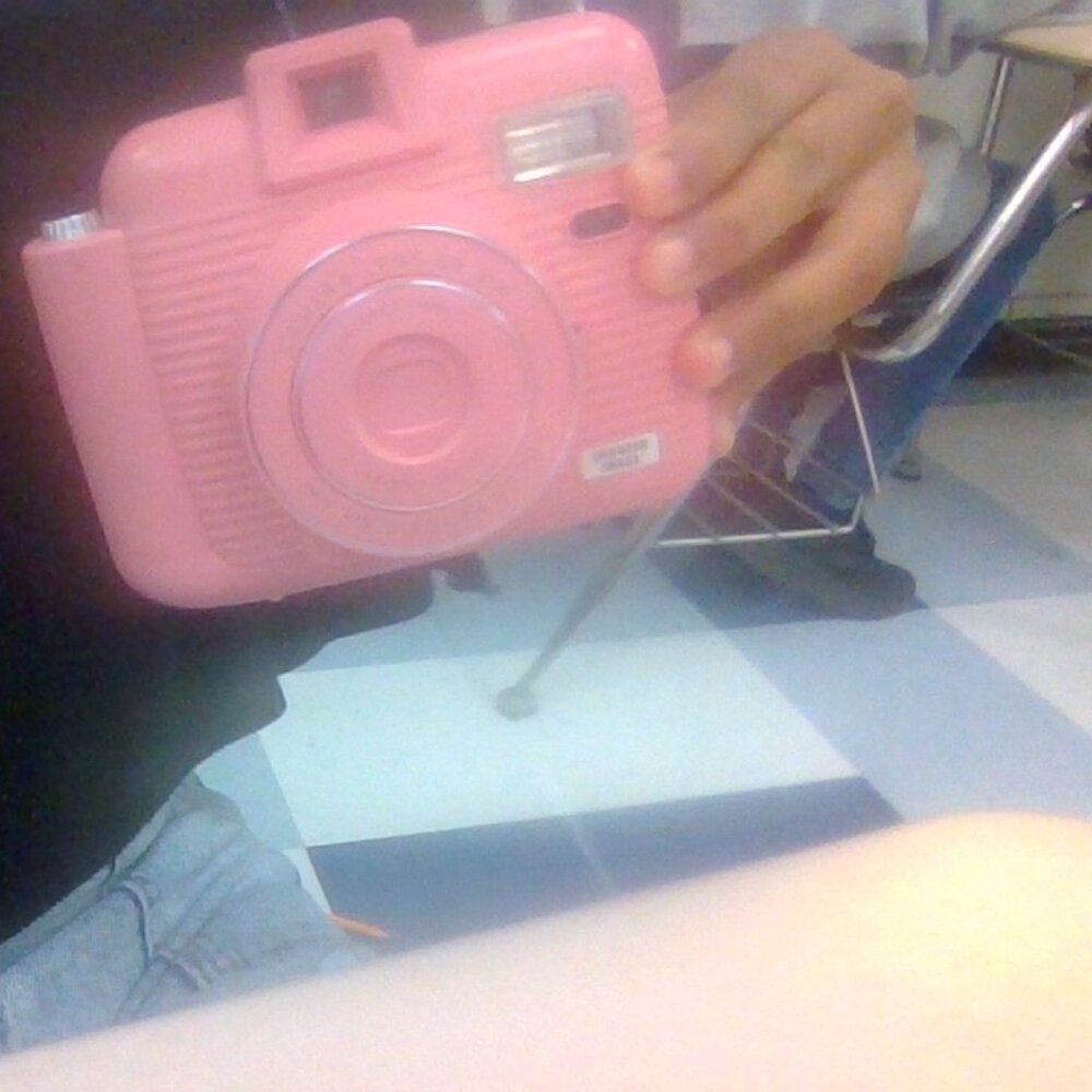 Sharper image instant camera